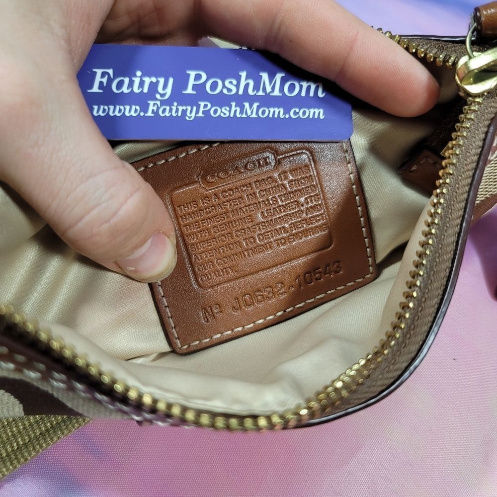 Coach Kissing C's Crossbody Bag and Wristlet in Canvas and Leather - Picture 6 of 14